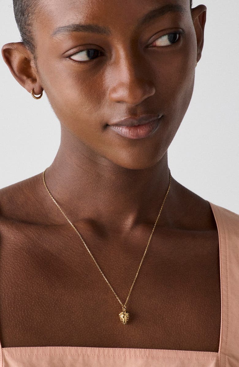 Kate Spade New York secret garden strawberry pendant necklace, Alternate, color, Gold