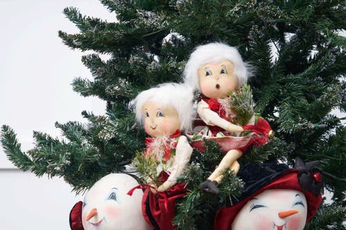 Gallerie Ii Colden Winter Doll In Multi