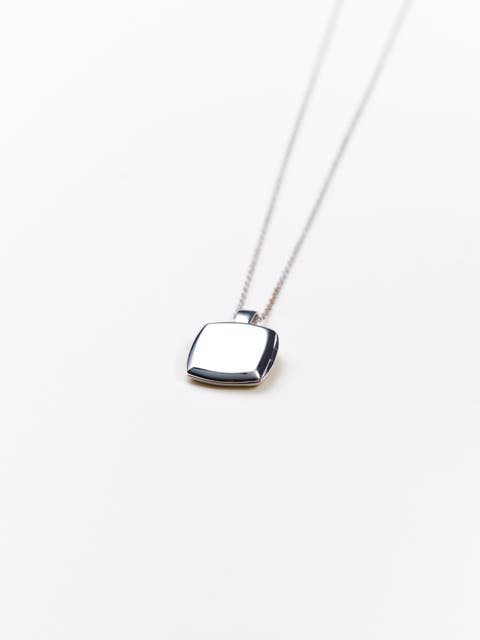 Toni Simple Locket