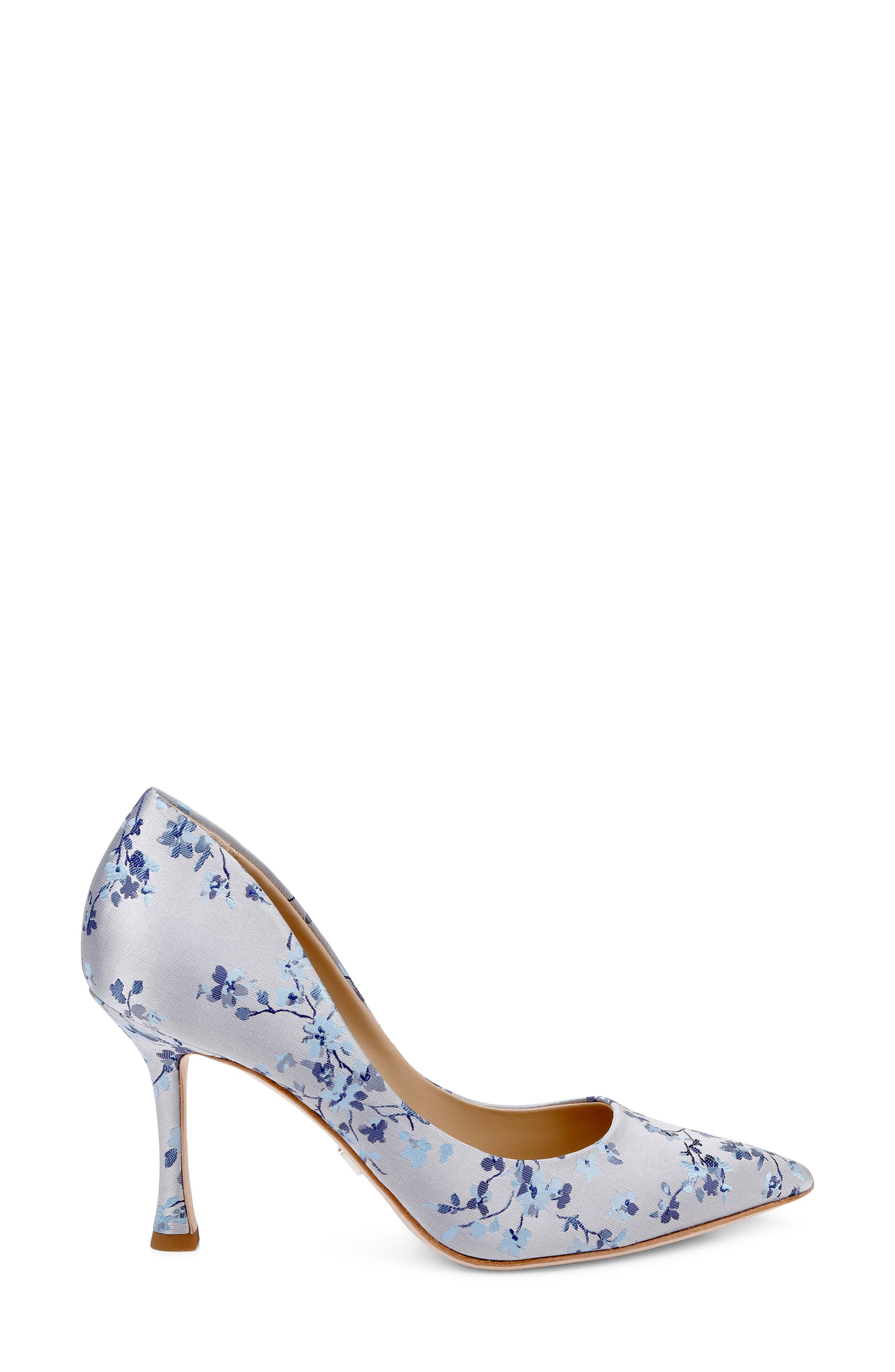 Badgley Mischka Collection Wonder Pointed Toe Pump, Alternate, color, Light Blue