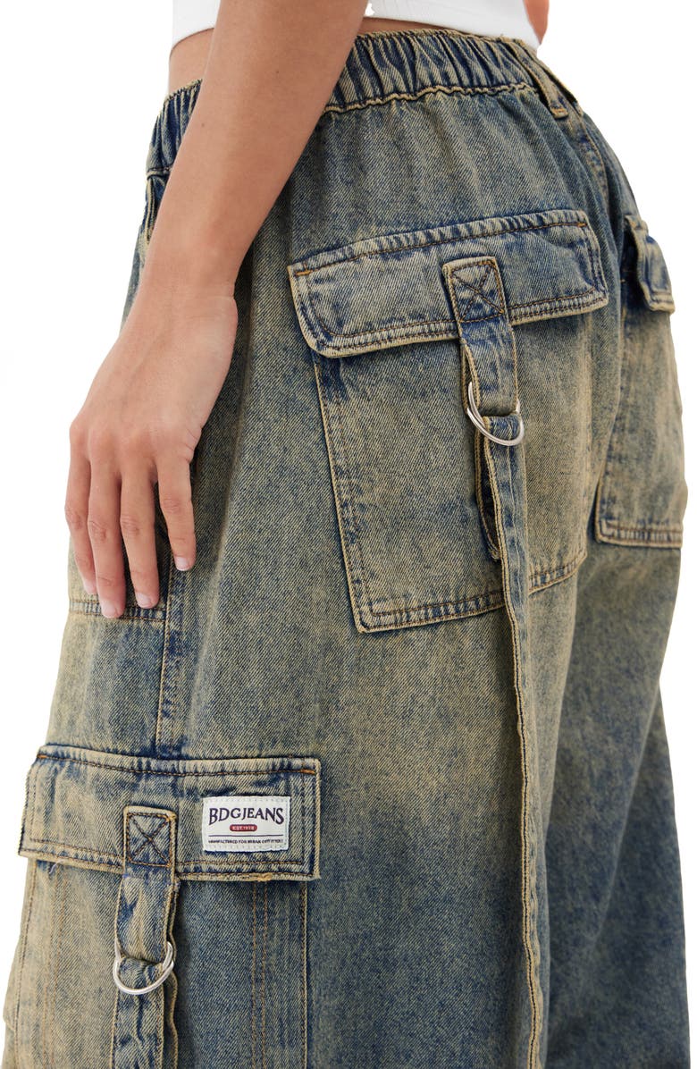 BDG Urban Outfitters Strappy Baggy Cargo Jeans, Alternate, color, Green Tint