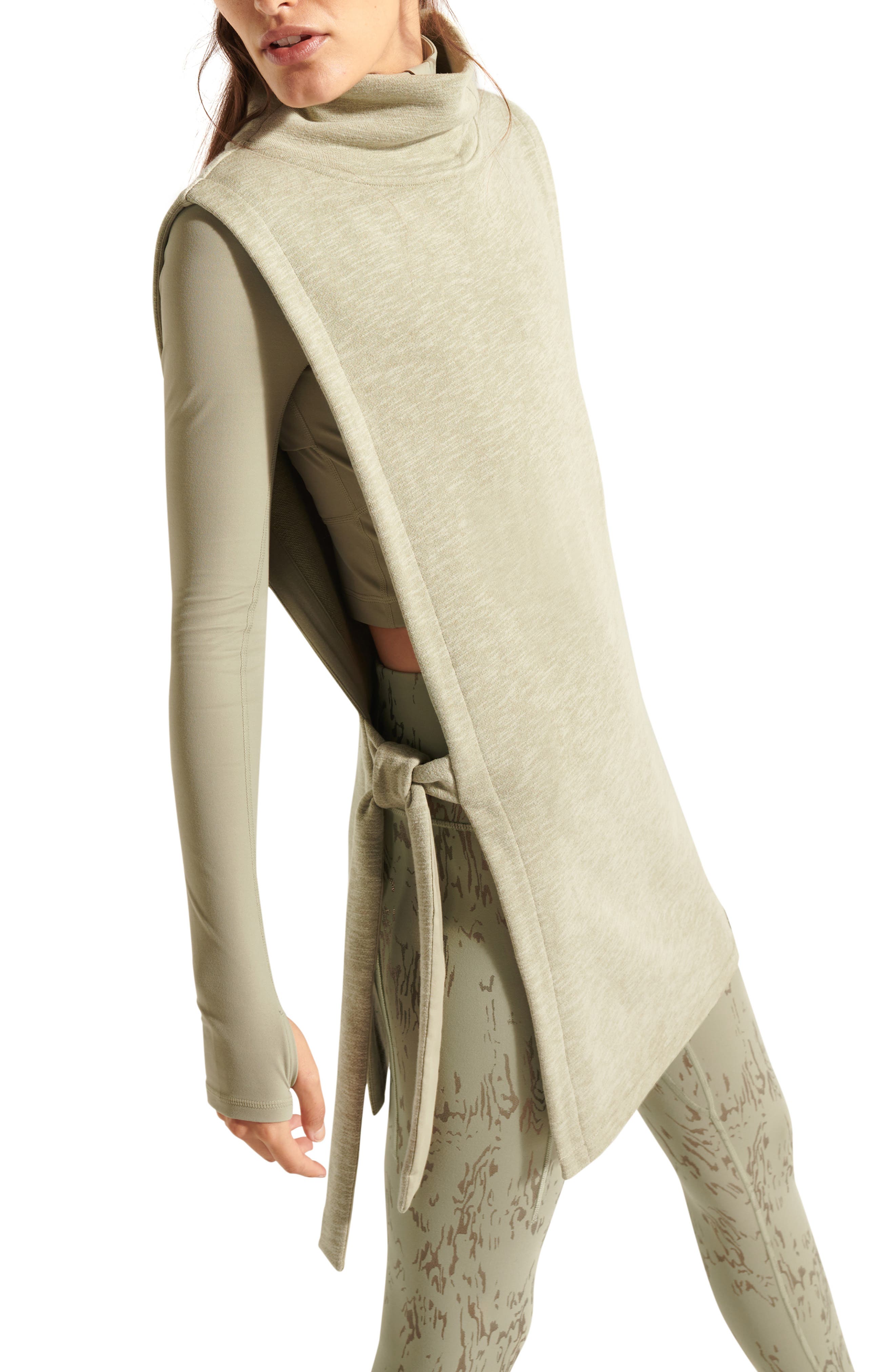 Sweaty Betty Halle Berry x Sweaty Betty Niad Tabard Vest (Women ...