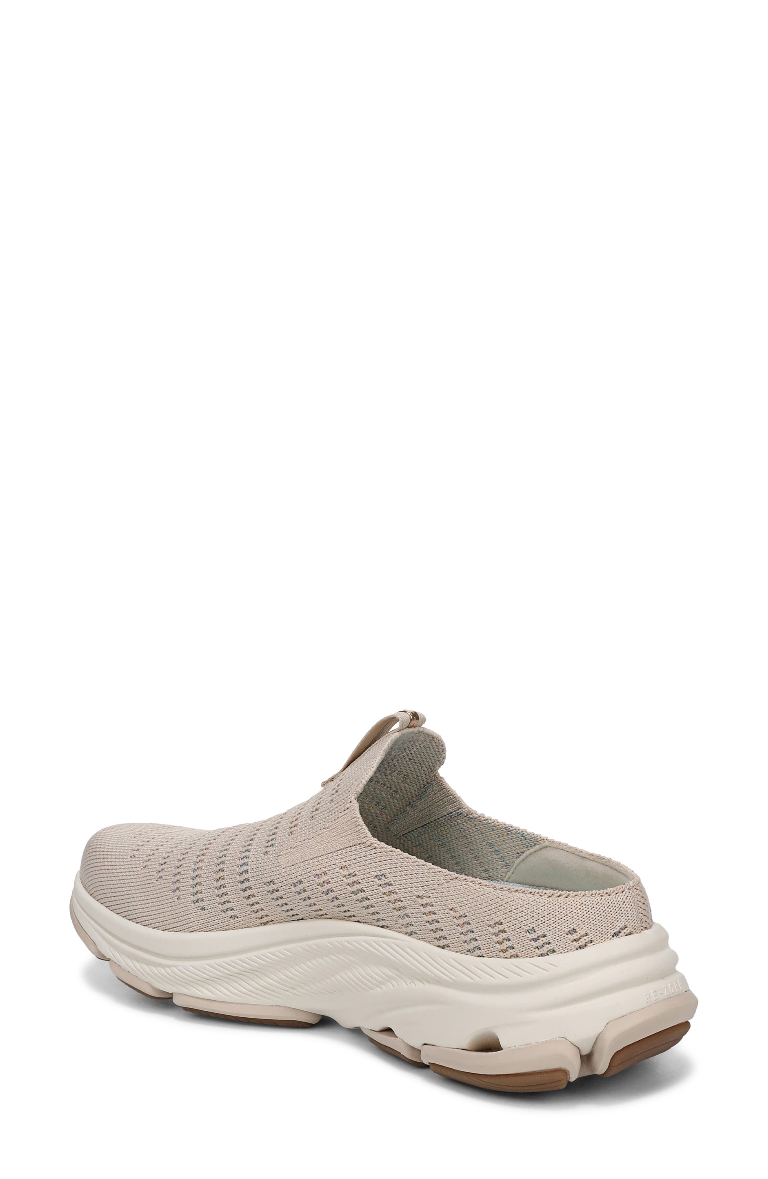 Devotion X Max 2 Walking Sneaker, Alternate, color, TAPIOCA BEIGE