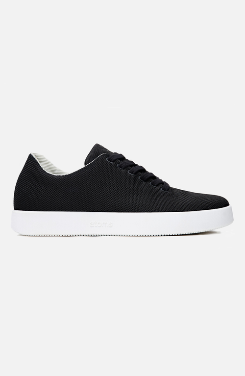Atoms Model 000: Black & White In Black & White