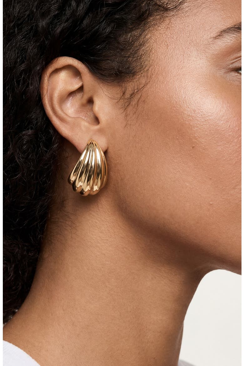 Curved Chunky Huggie Earrings, Alternate, color, GOLD