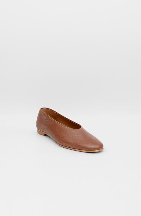 Essenza Leather Slip On Ballet Flat