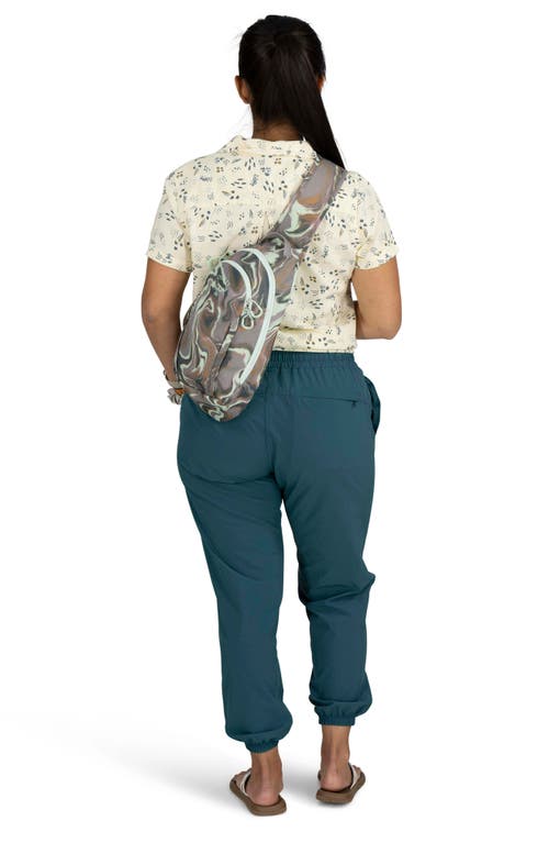 Osprey Daylite Water Repellent Sling Backpack In Euphoria Print/soundwave