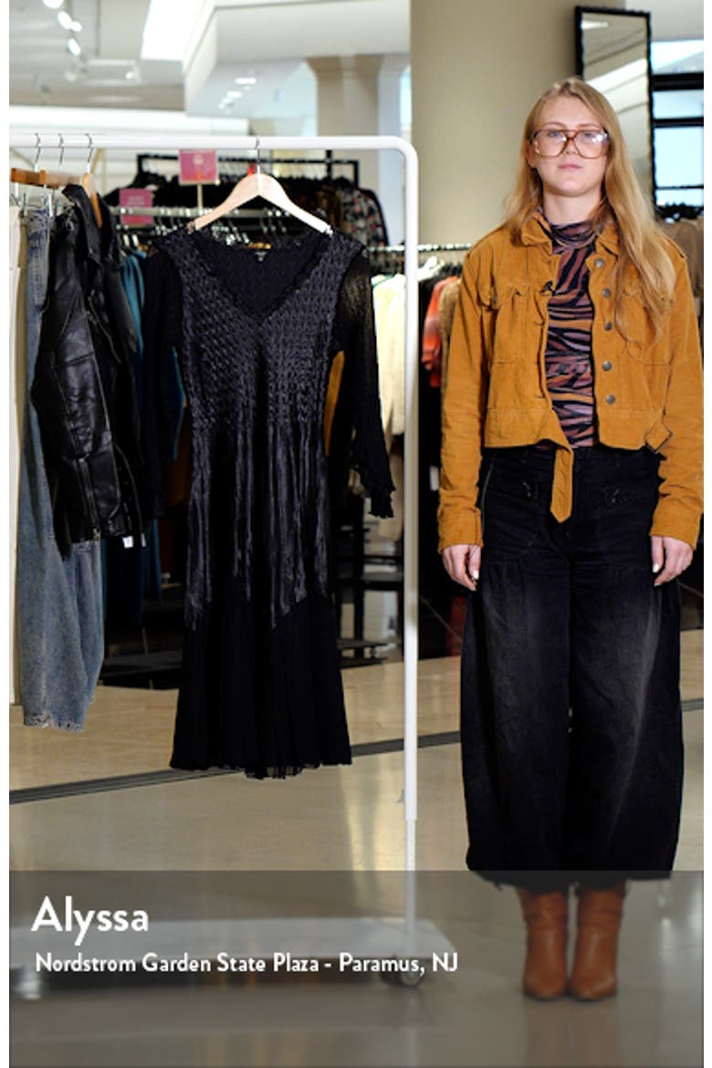 Bell Sleeve Chiffon & Lace A-Line Dress video