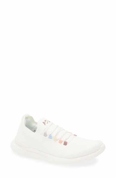 Tech Breeze Running Shoe