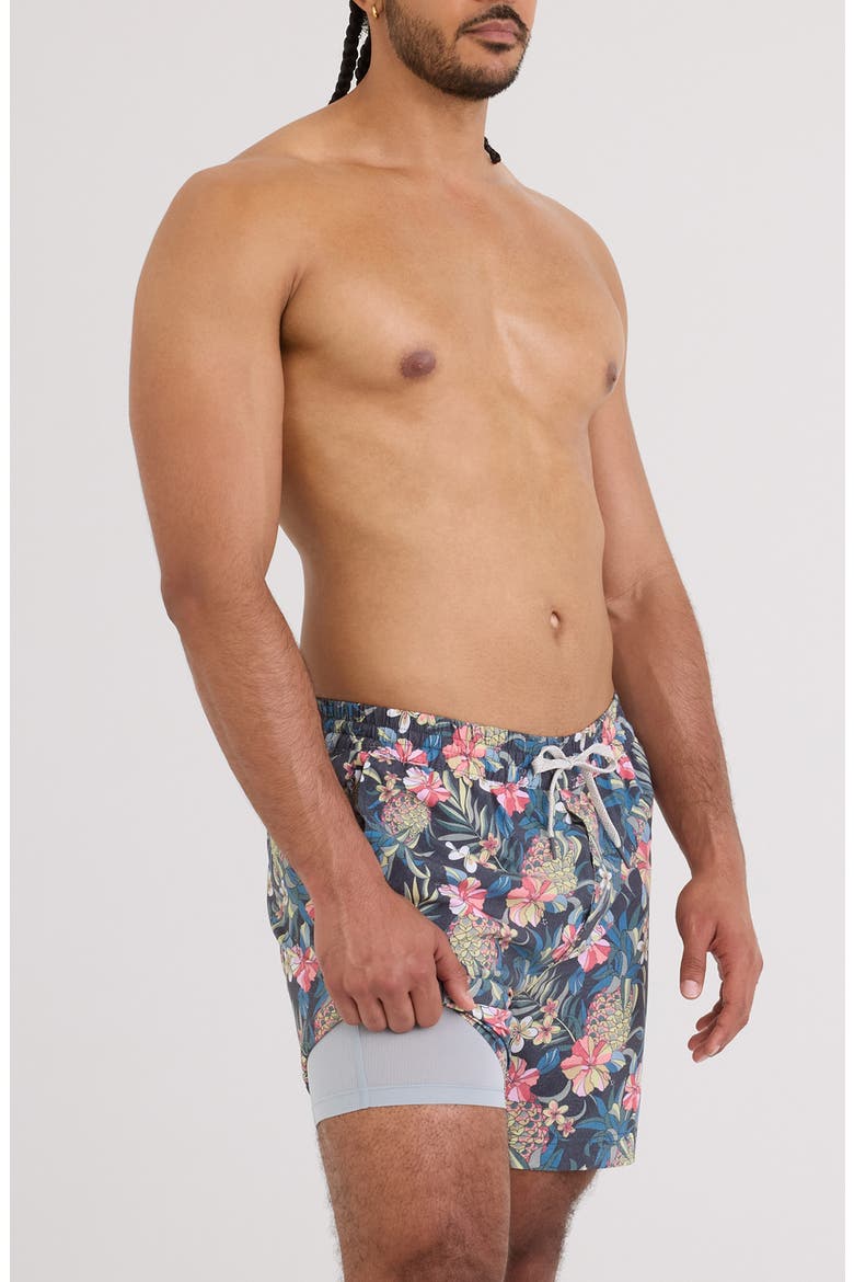 Sea to Shore 2N1 6-Inch Volley Swim Trunks, Alternate, color, PINEAPPLE FIELD