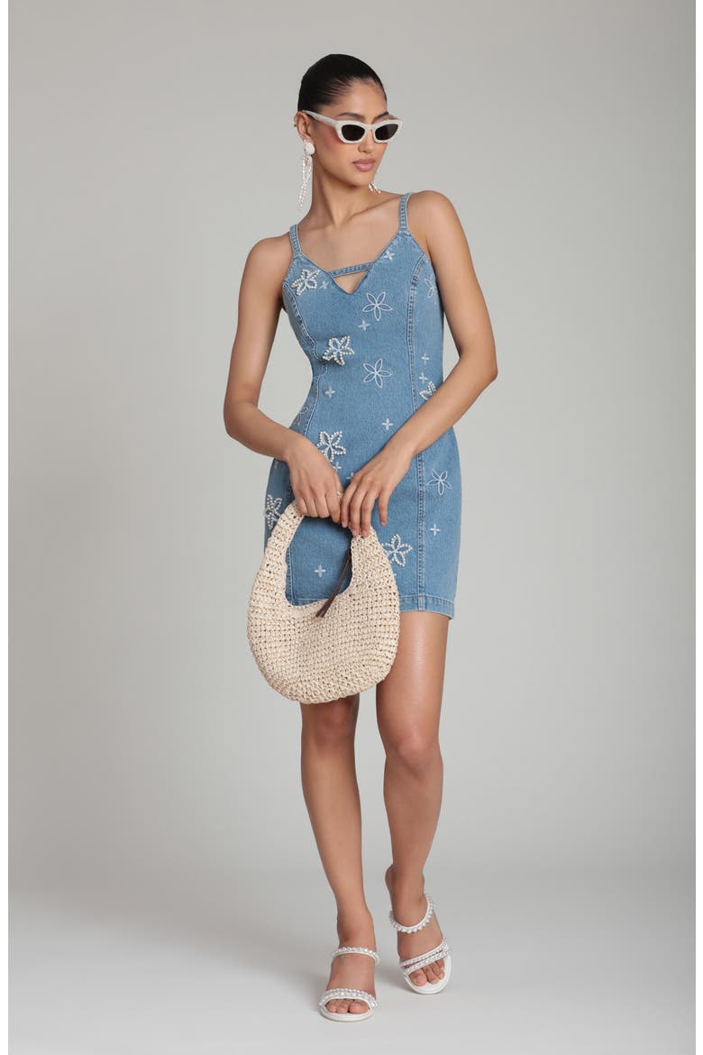 Faux Pearl Floral Detail Denim Dress, Alternate, color, FLEUR STAMP/ NIKKI WASH