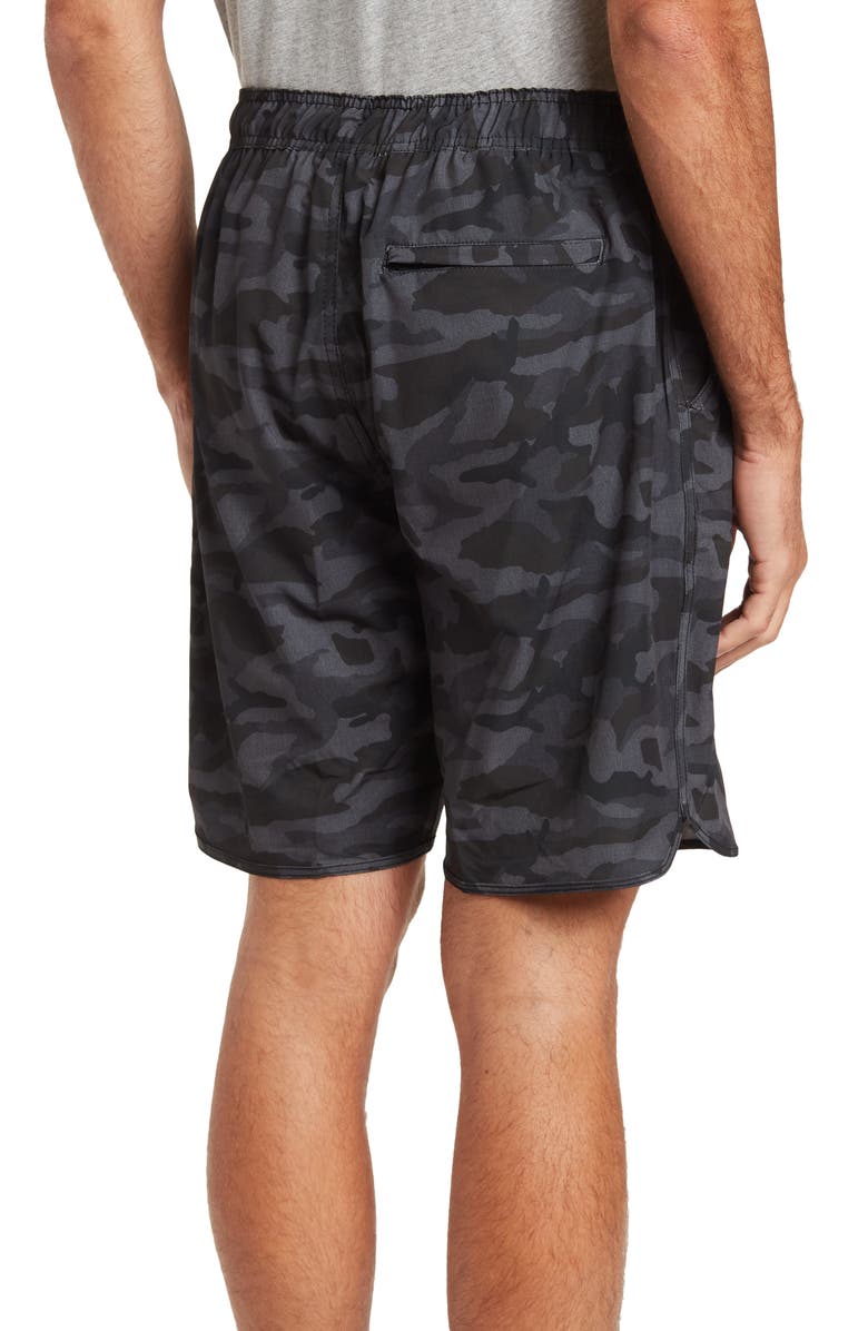 Vintage 1946 Camo Print Windjammer Shorts, Alternate, color, Black Camo
