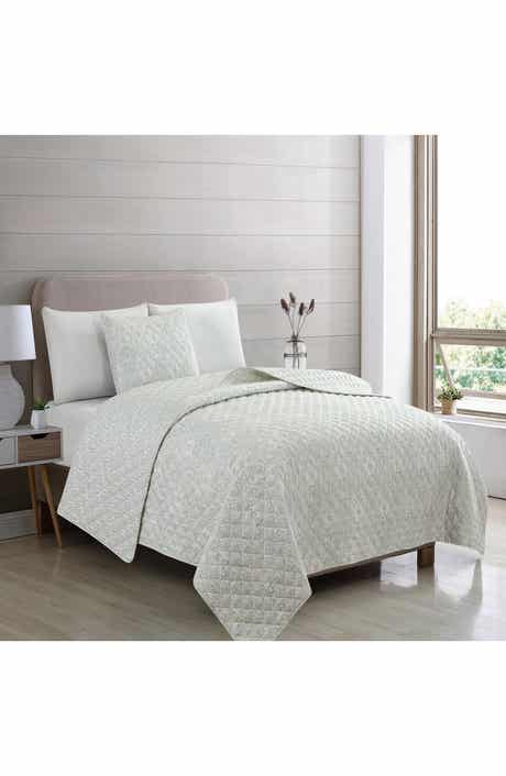 Vintage Floral Quilt