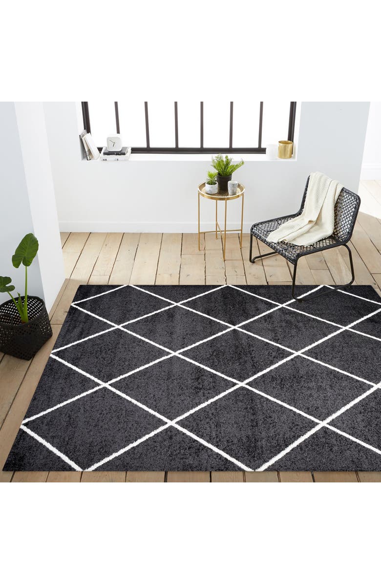 JONATHAN Y Cole Minimalist Diamond Trellis Area Rug, Alternate, color, Black/White