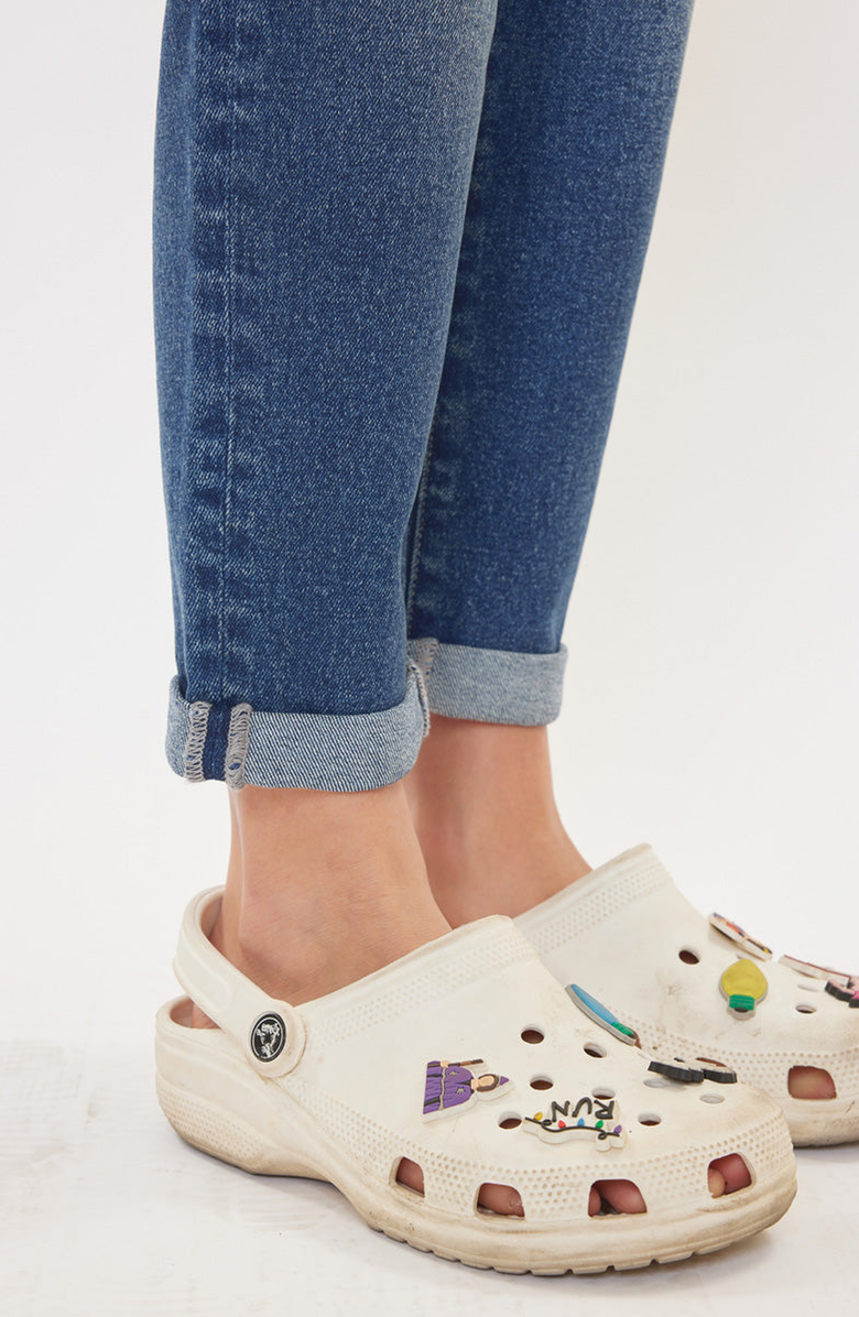 KanCan Halo Mid Rise Mom Jeans, Alternate, color, Medium Wash