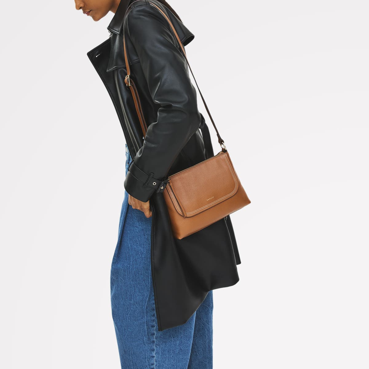 Radley Colwyn Road Small Ziptop Crossbody Bag, Alternate, color, Indus Tan