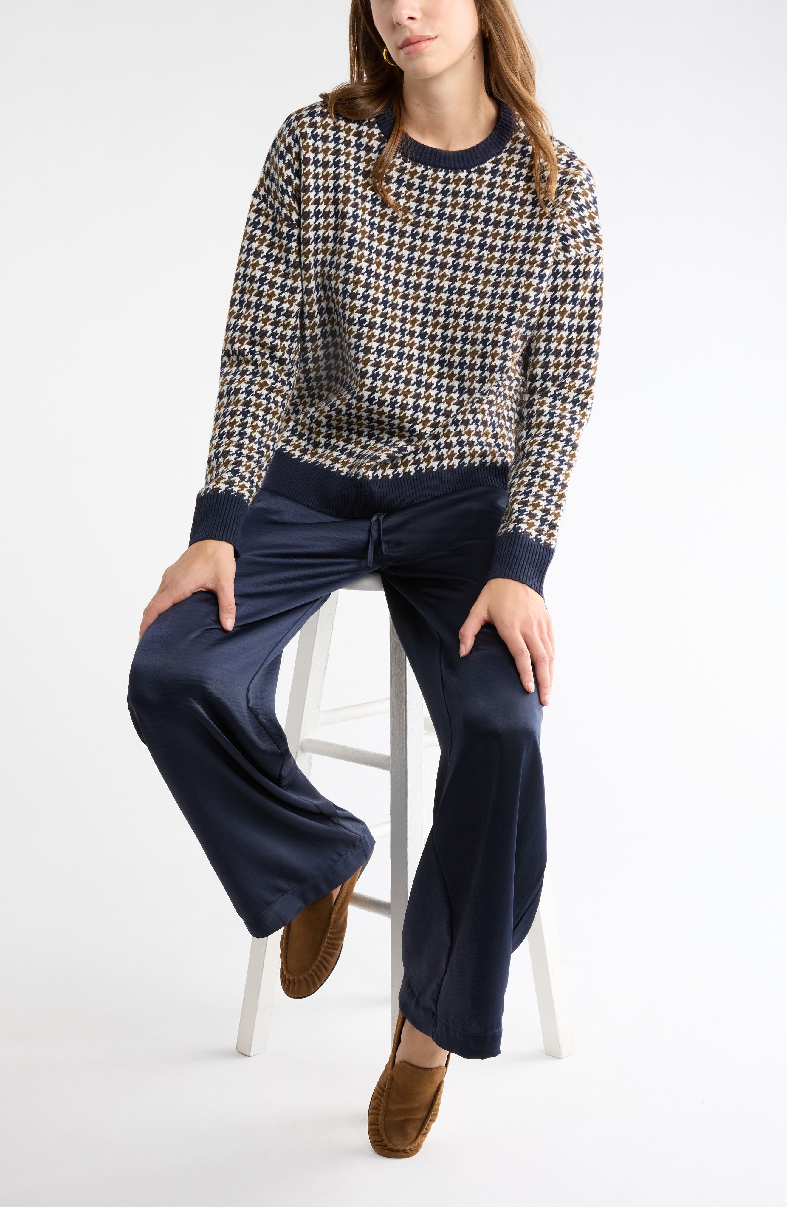 NAVY NIGHT- IVORY HOUNDSTOOTH