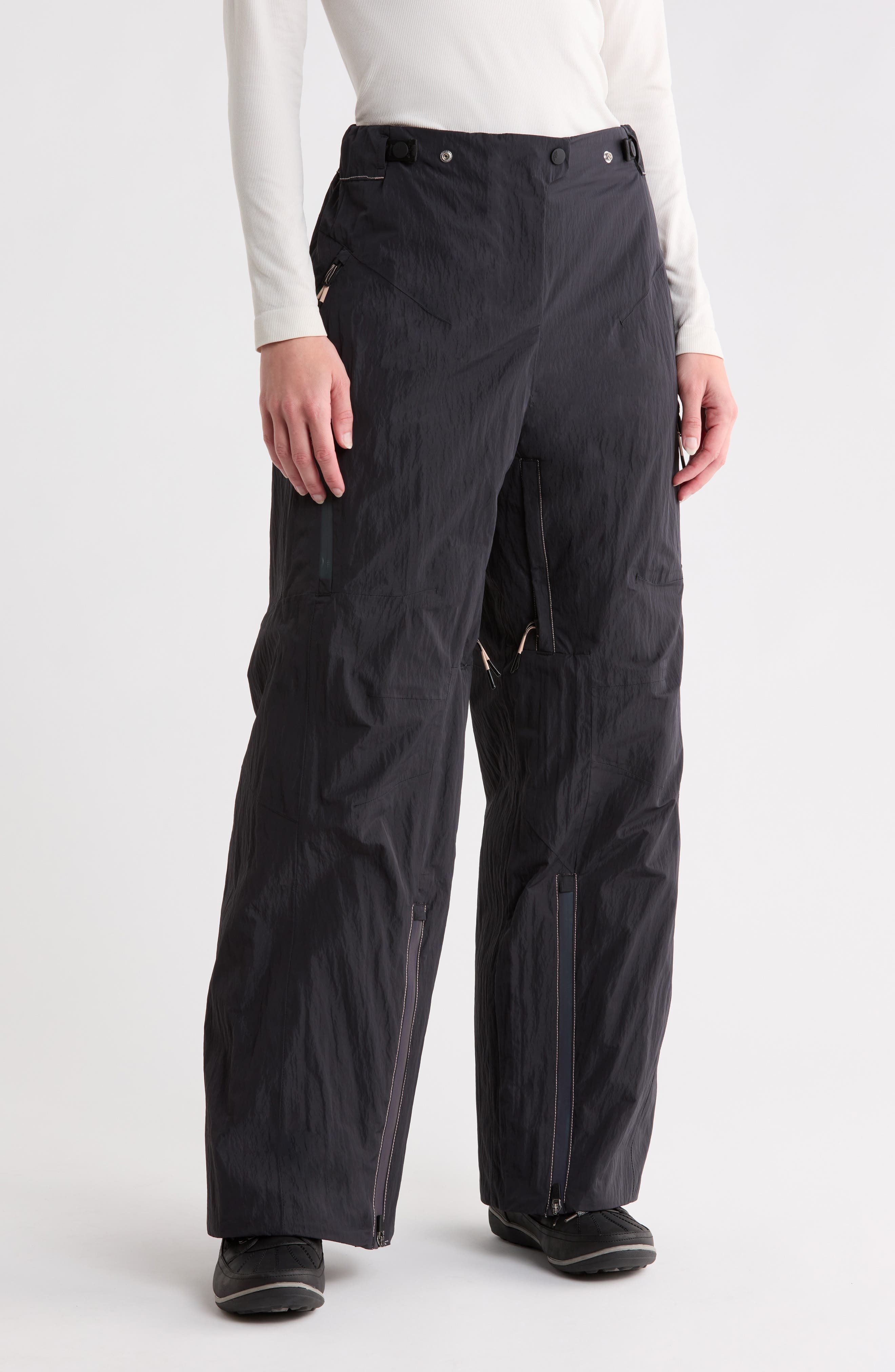 On the Ascend Performance Snow Pants