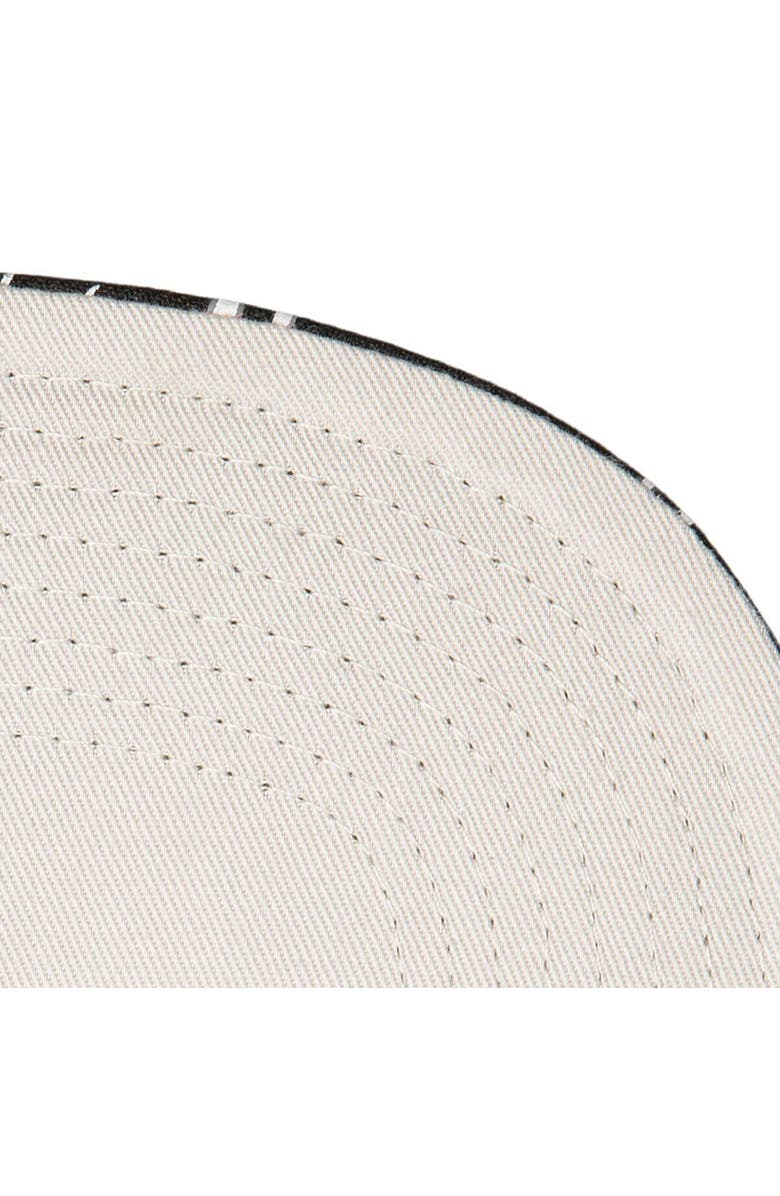 Mitchell & Ness Men's Mitchell & Ness Black Los Angeles Lakers Storm Season Snapback Hat, Alternate, color, 