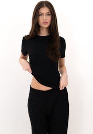 ON/OFF Essentials The Everyday Tee