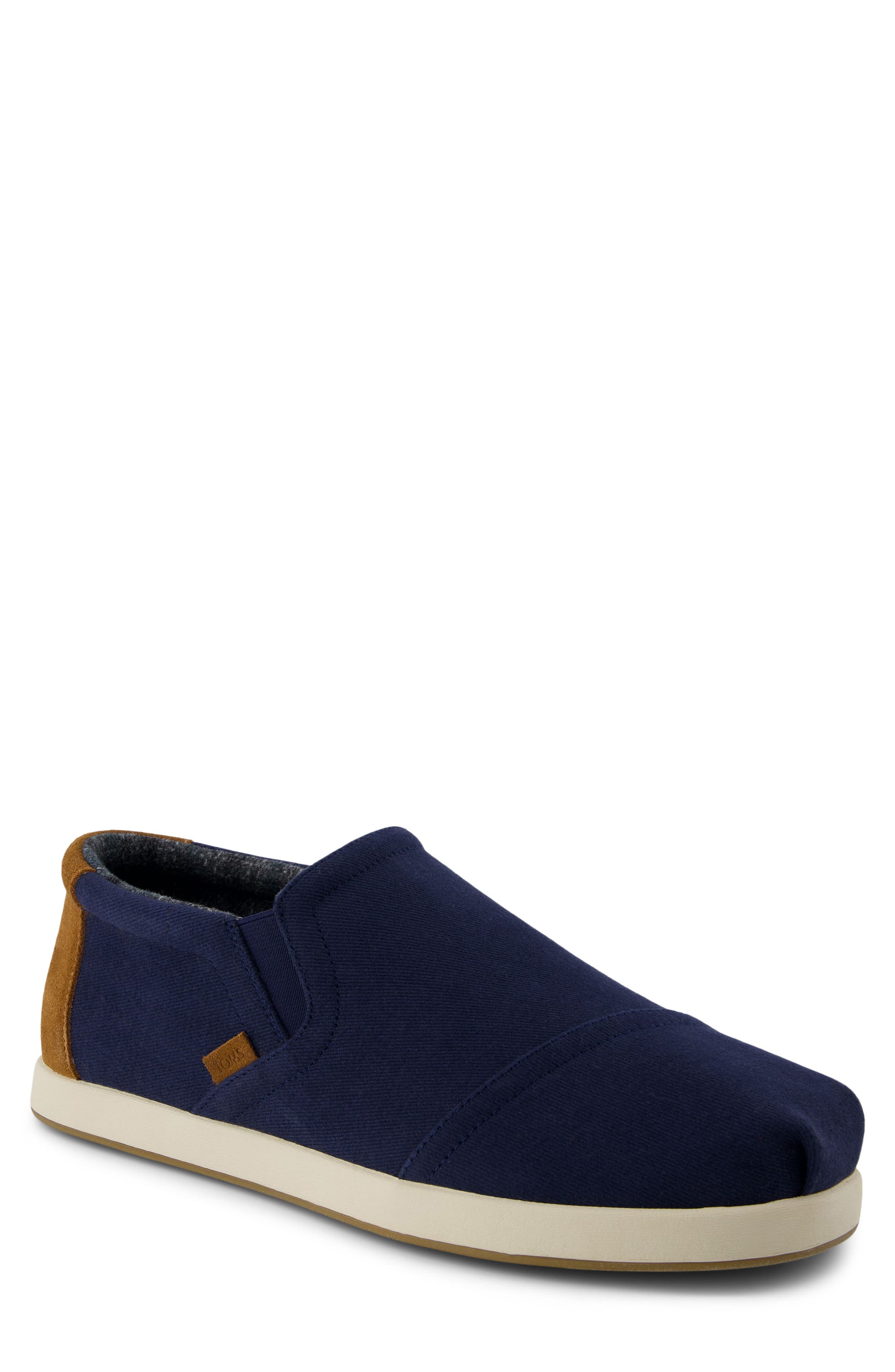 TOMS Alp FWD Mid Slip-On Sneaker in Navy 