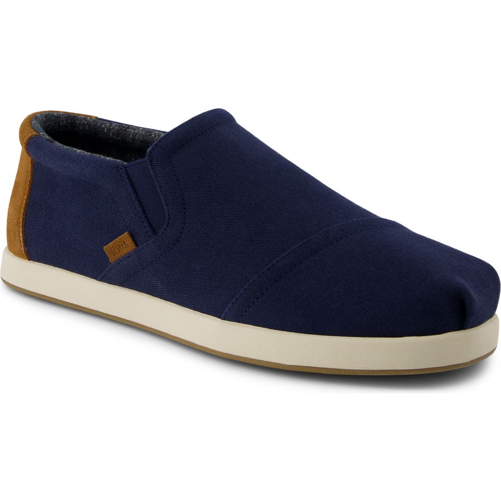 TOMS Alp FWD Mid Slip-On Sneaker in Navy