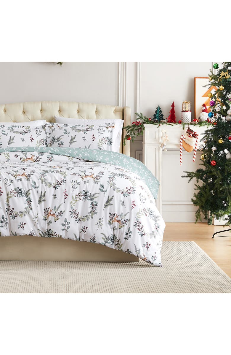 SOUTHSHORE FINE LINENS Happy Holidays Oversize Holiday Comforter Set, Alternate, color, Happy Holidays
