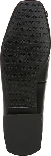 Emina Square Toe Flat