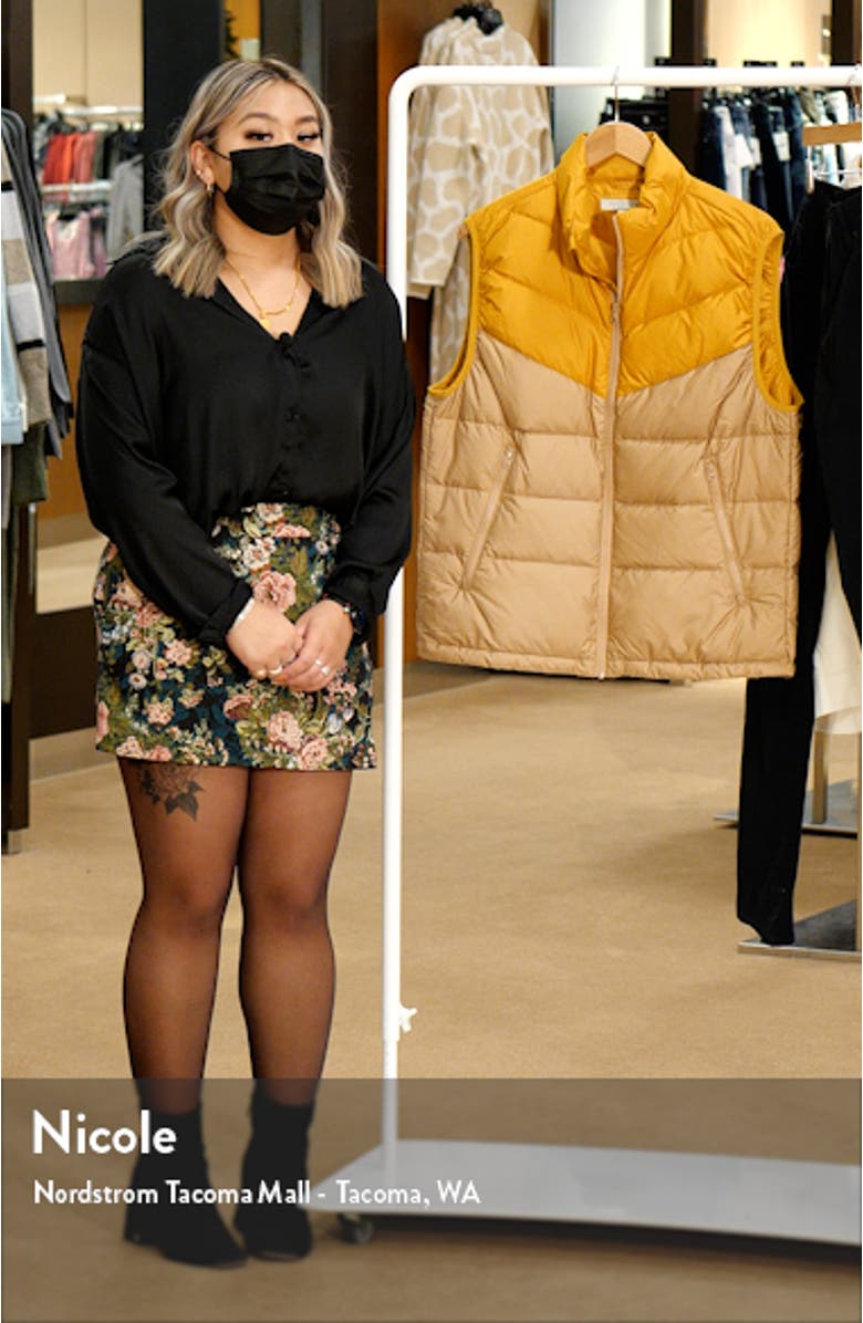 Colorblock 700 Fill Power Down Puffer Vest, sales video thumbnail