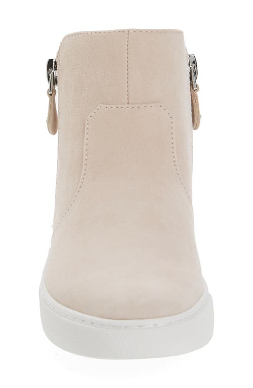 GENTLE SOULS BY KENNETH COLE GENTLE SOULS BY KENNETH COLE GENTLE SOULS CAROLE ZIP SNEAKER