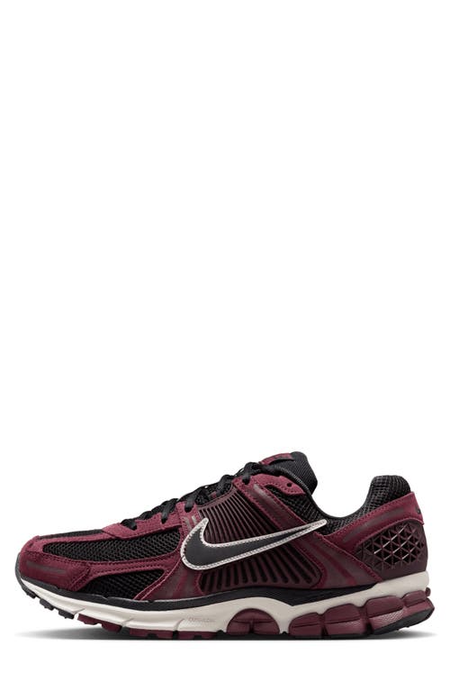 Nike Zoom Vomero 5 Premium Sneaker In Multi
