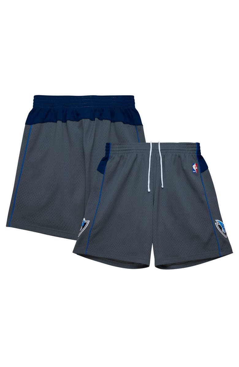 Mitchell & Ness Men's Mitchell & Ness Gray Dallas Mavericks 2003/04 Replica Shorts, Alternate, color, Gray