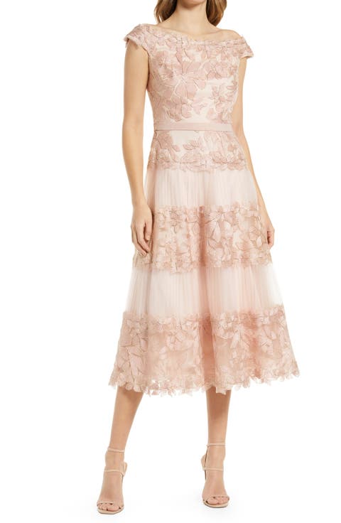 Shop Pink Tadashi Shoji Online | Nordstrom Shop Pink Tadashi Shoji Online | Nordstrom