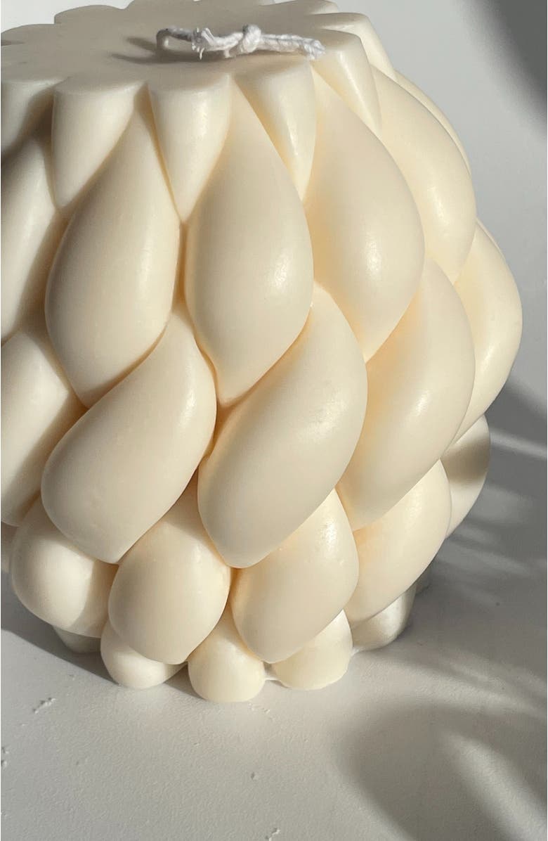 Aaram Luxe The Centrepiece Candle, Alternate, color, Natural