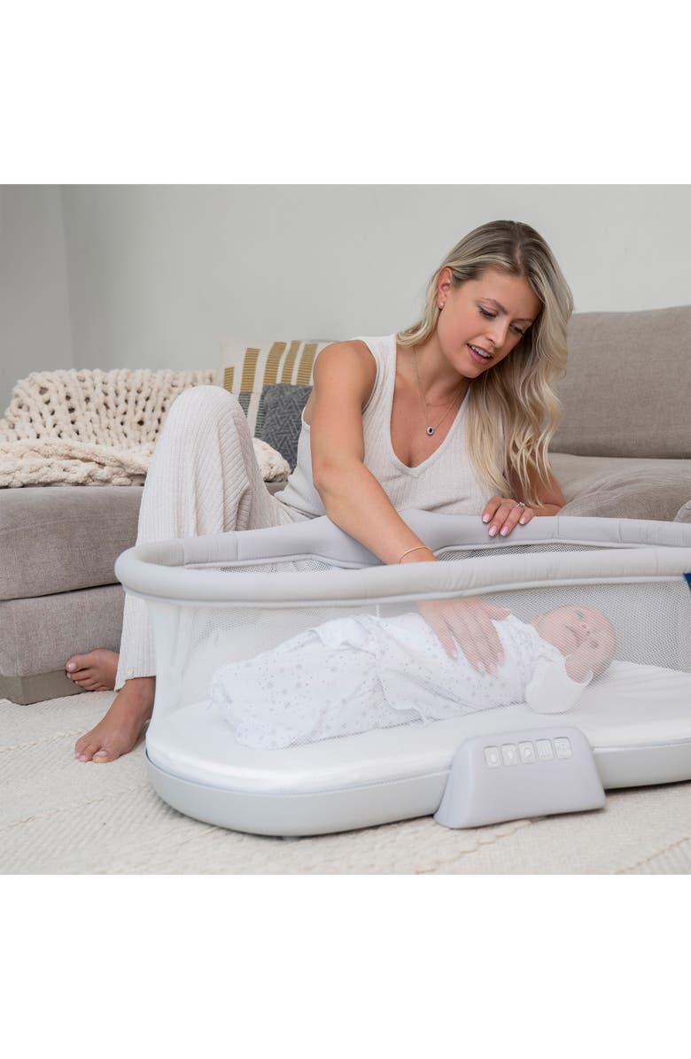 HALO BassiNest<sup>™</sup> Soothing Swivel Sleeper 3.0 Bassinet, Alternate, color, Grey