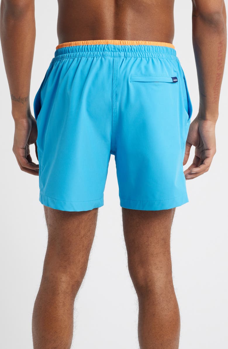 Chubbies Barracudas 5.5-Inch Classic Performance Swim Trunks, Alternate, color, Bright Blue - Solid