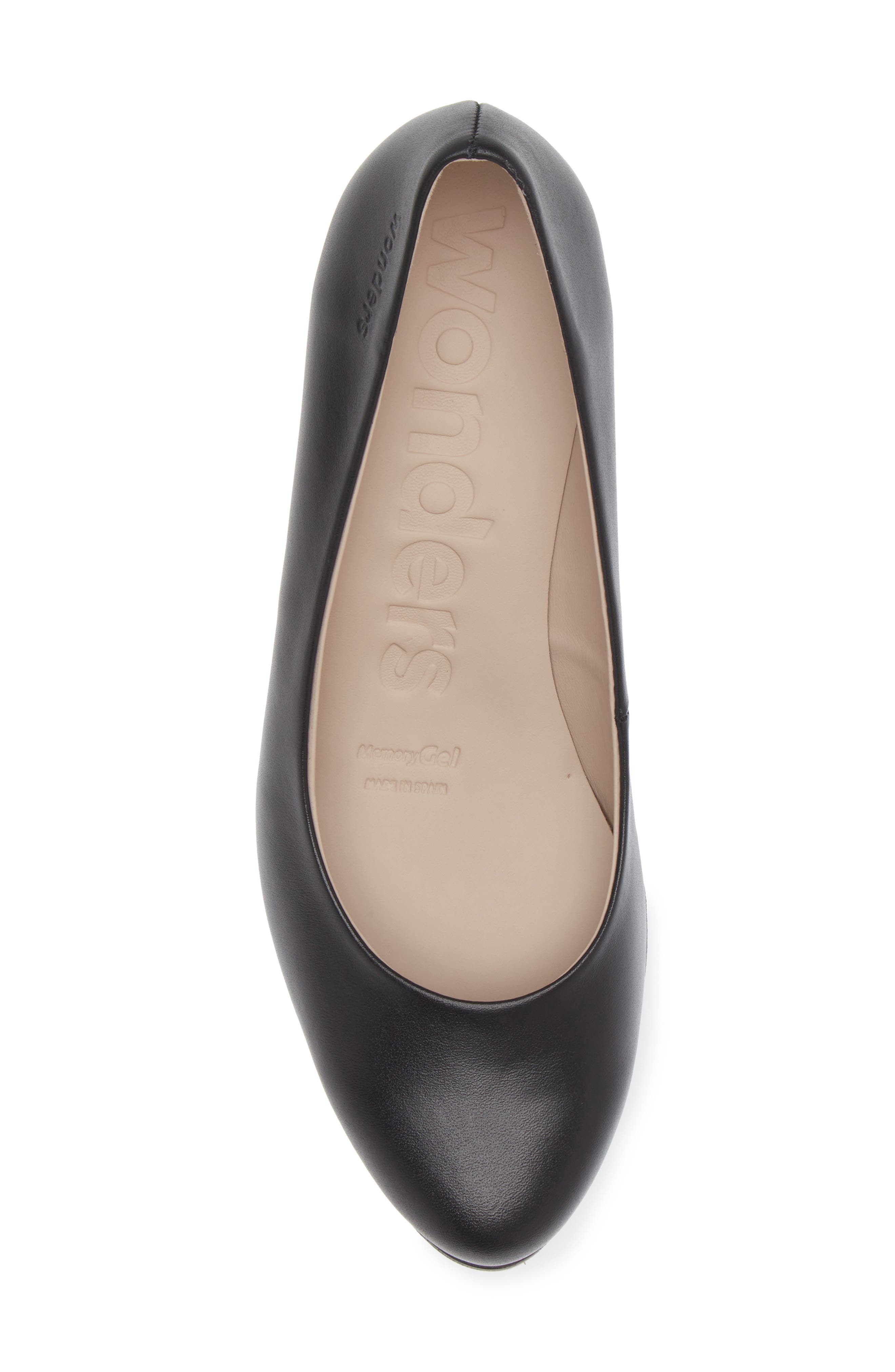 Wonders Classic Pump, Alternate, color, Black Leather