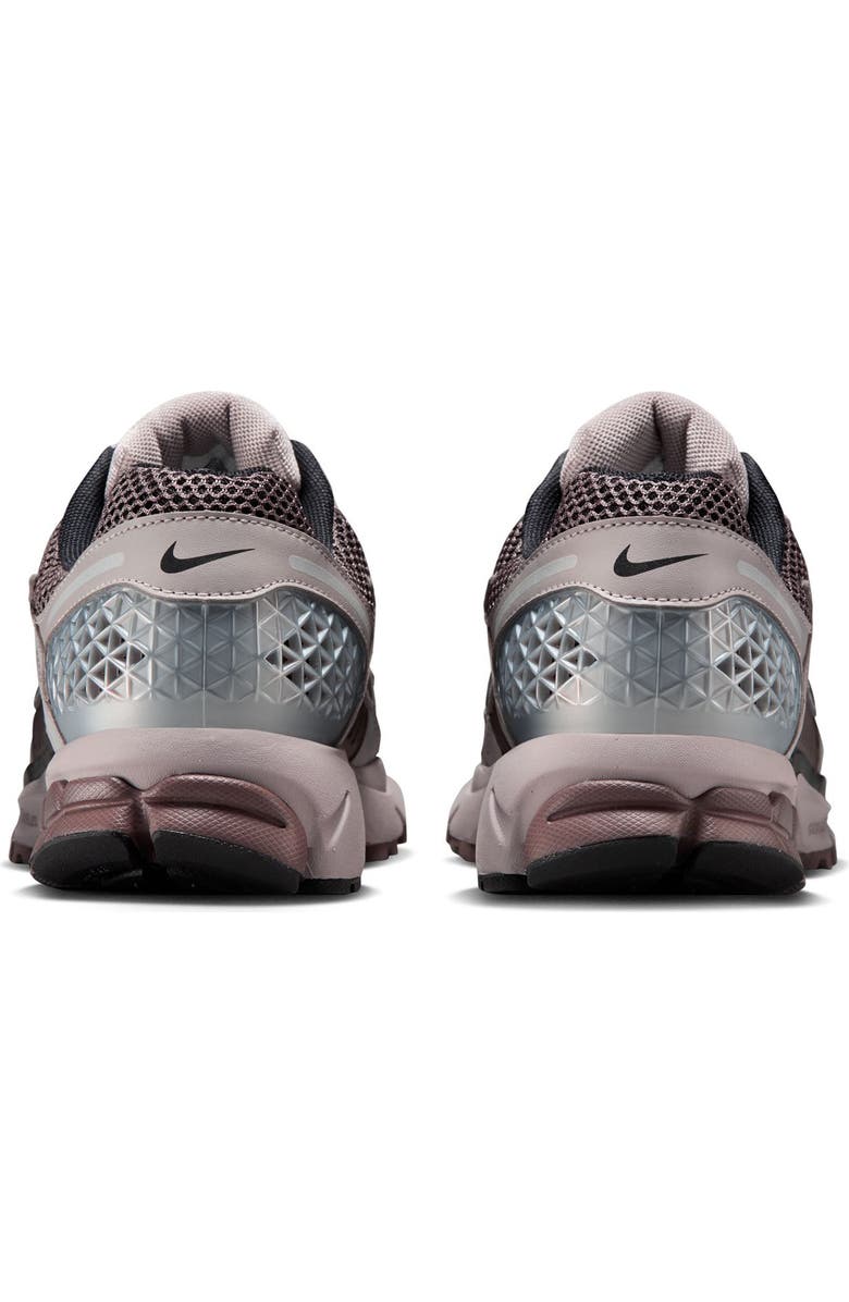 Nike Zoom Vomero 5 Sneaker, Alternate, color, College Grey/ Black