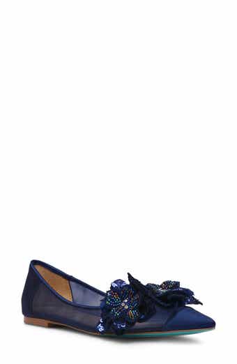 Betsey Johnson Gray Pointed Toe Flat