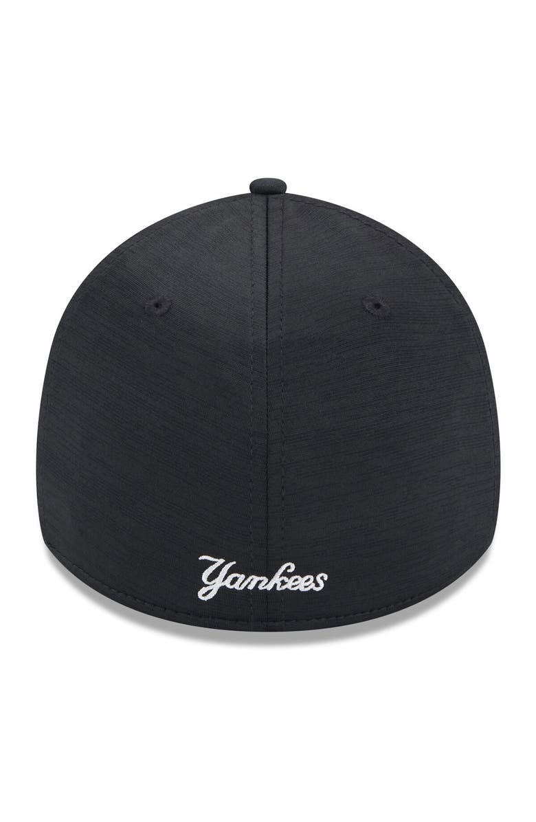 New Era Men's New Era Black New York Yankees 2024 Clubhouse 39THIRTY Flex Fit Hat, Alternate, color,