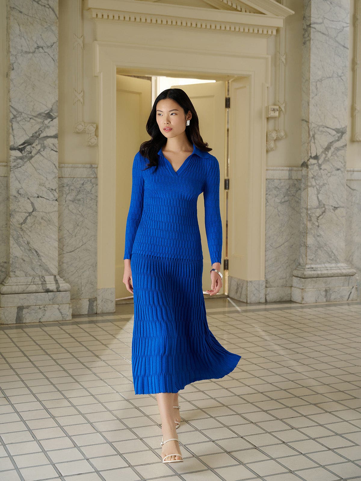 Raised Geometric Soft Knit Maxi Skirt - image 2