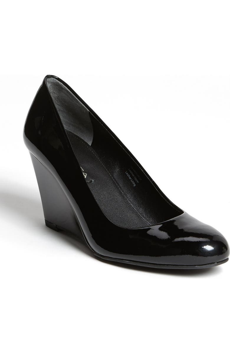 Via Spiga 'Farley' Wedge Pump, Main, color,