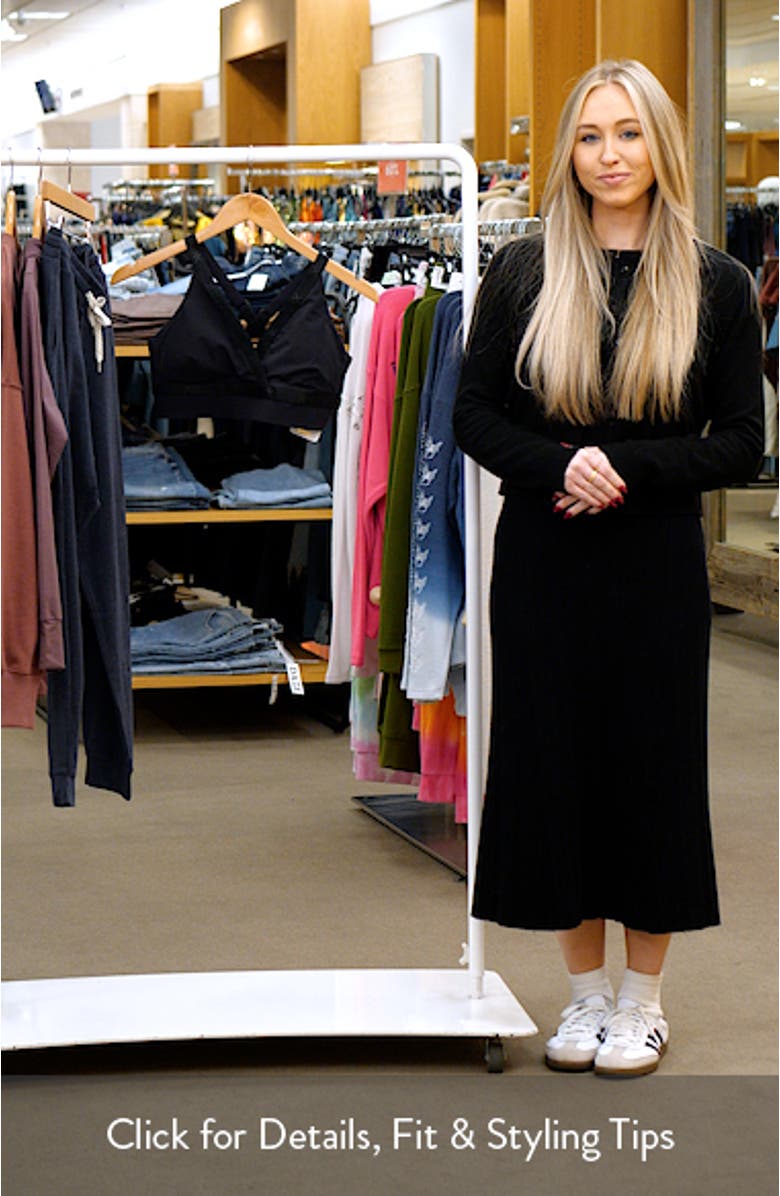 Banded Hi-Form Sports Bra, sales video thumbnail