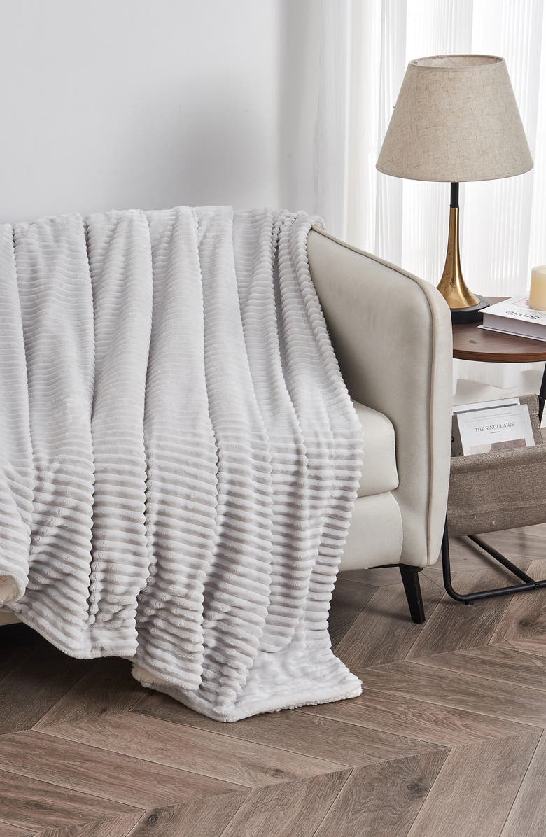 Woven & Weft Ribbed Faux Shearling Reversible Blanket, Alternate, color, Light Grey