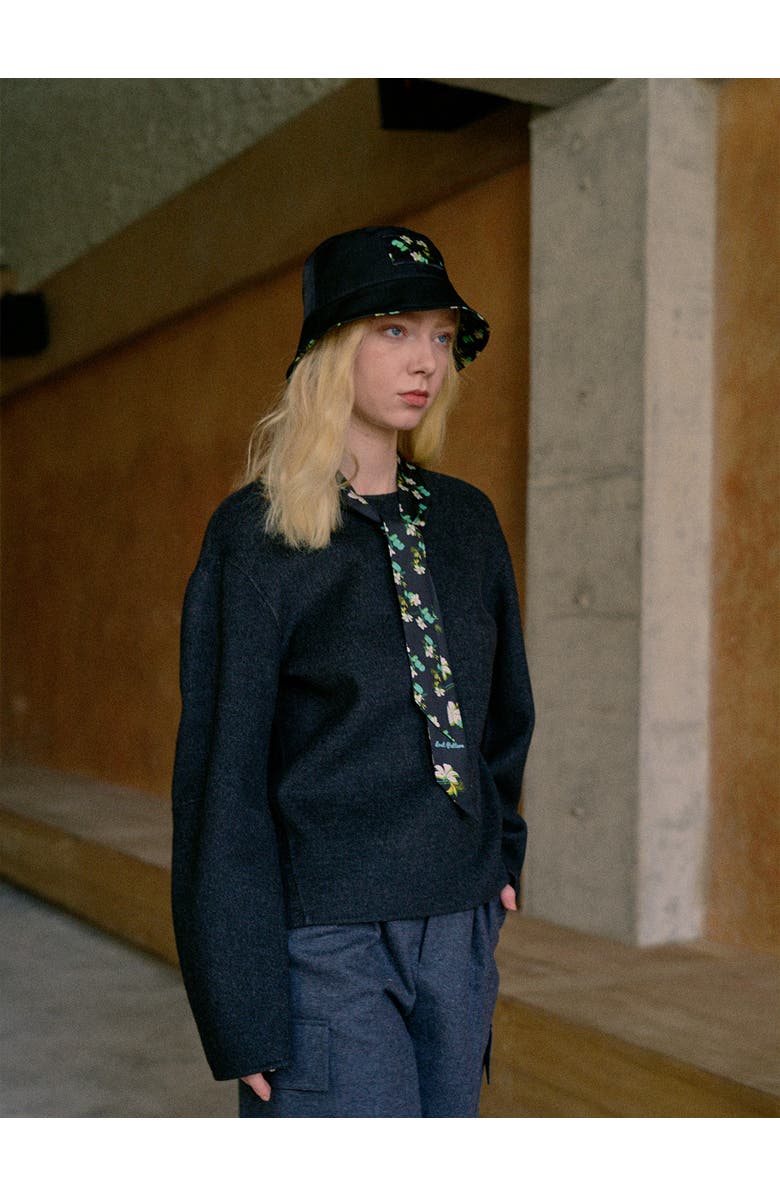 Lost Pattern "Beach Blossom" Reversible Bucket Hat, Alternate, color, Black