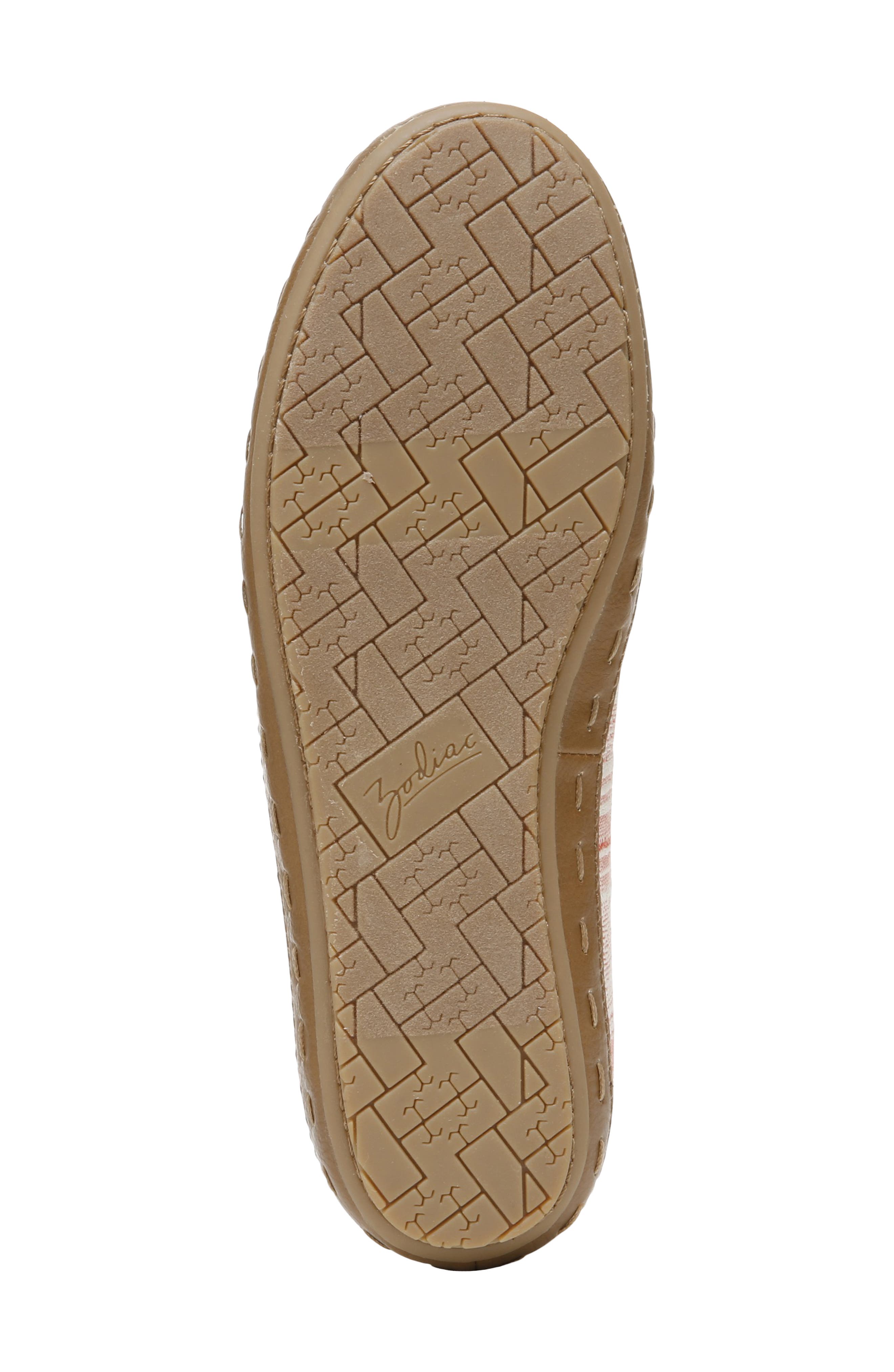 Didi Flat, Alternate, color, RED MULTI FABRIC