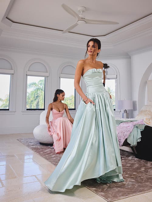Miss Circle Women Lael Mint Green Back Button Trailing Gown In Green