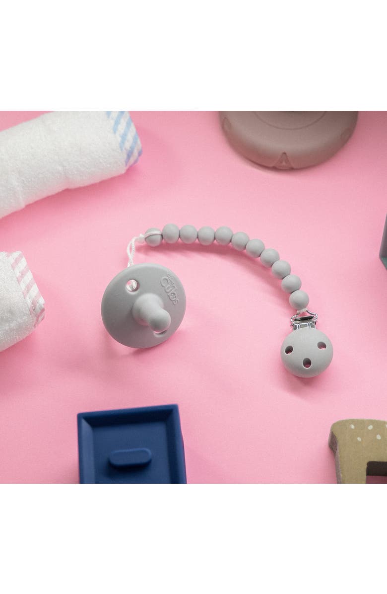 Comfy Cubs Pacifiers, 4 Pack, Stage 1, 0 to 6 Months, Alternate, color,