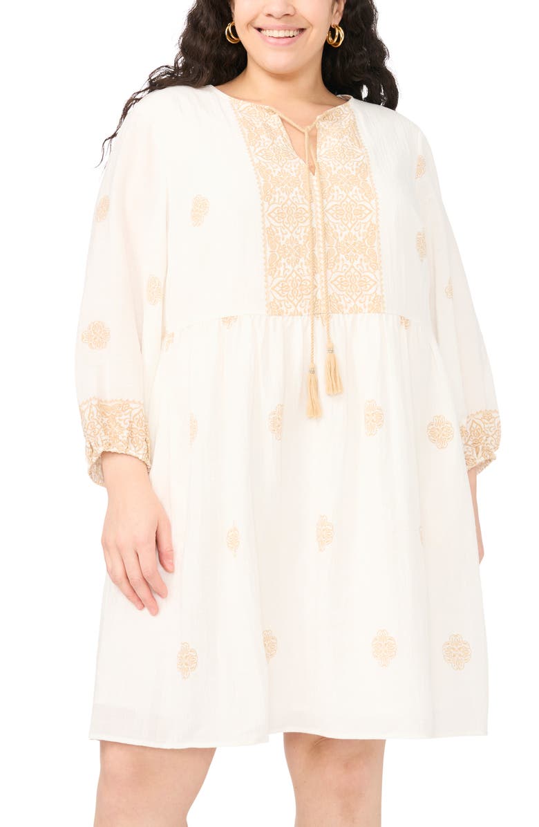 Vince Camuto Medallion Print Split Neck Minidress, Alternate, color, Camel