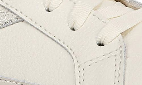 DR. SCHOLL'S DR. SCHOLL'S YOUNG & FREE SNEAKER